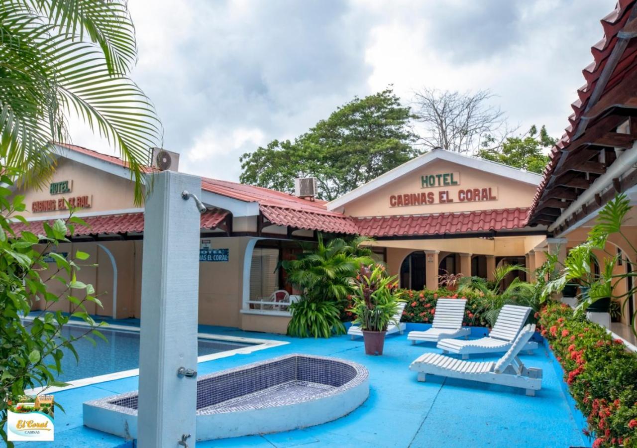 Hotel Y Cabinas El Coral Jacó Kültér fotó