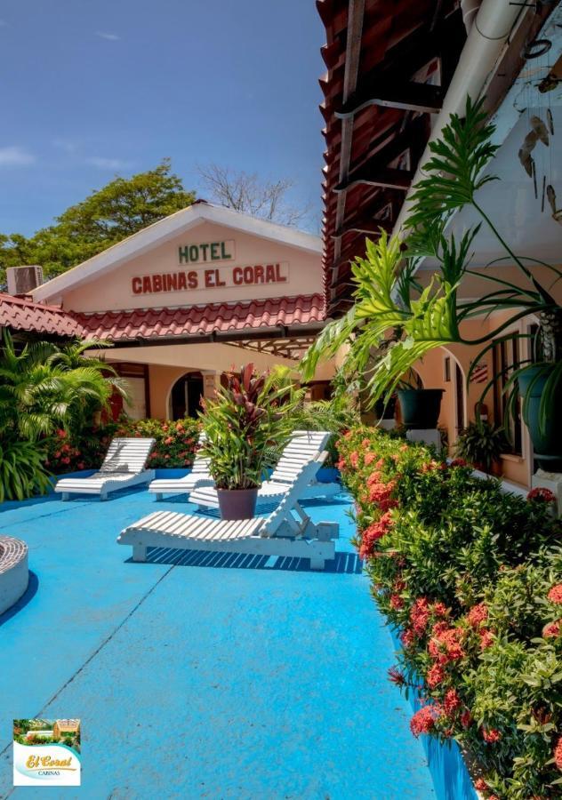 Hotel Y Cabinas El Coral Jacó Kültér fotó